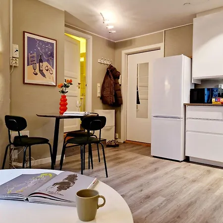 Torgalmenningen Town Square, Yet Quiet, Elevator In Building * Bergen