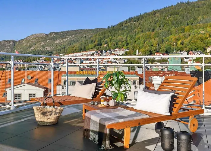 Torgalmenningen Town Square, Yet Quiet, Elevator In Building Bergen