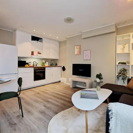 Torgalmenningen Town Square, Yet Quiet, Elevator In Building