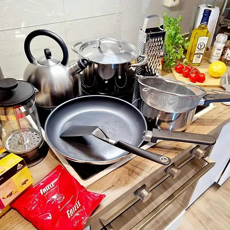 Torgalmenningen Town Square, Yet Quiet, Elevator In Building Апартаменты *