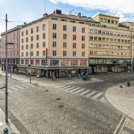Torgalmenningen Town Square, Yet Quiet, Elevator In Building Апартаменты Берген