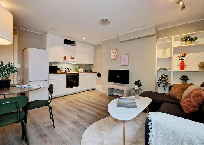 Torgalmenningen Town Square, Yet Quiet, Elevator In Building